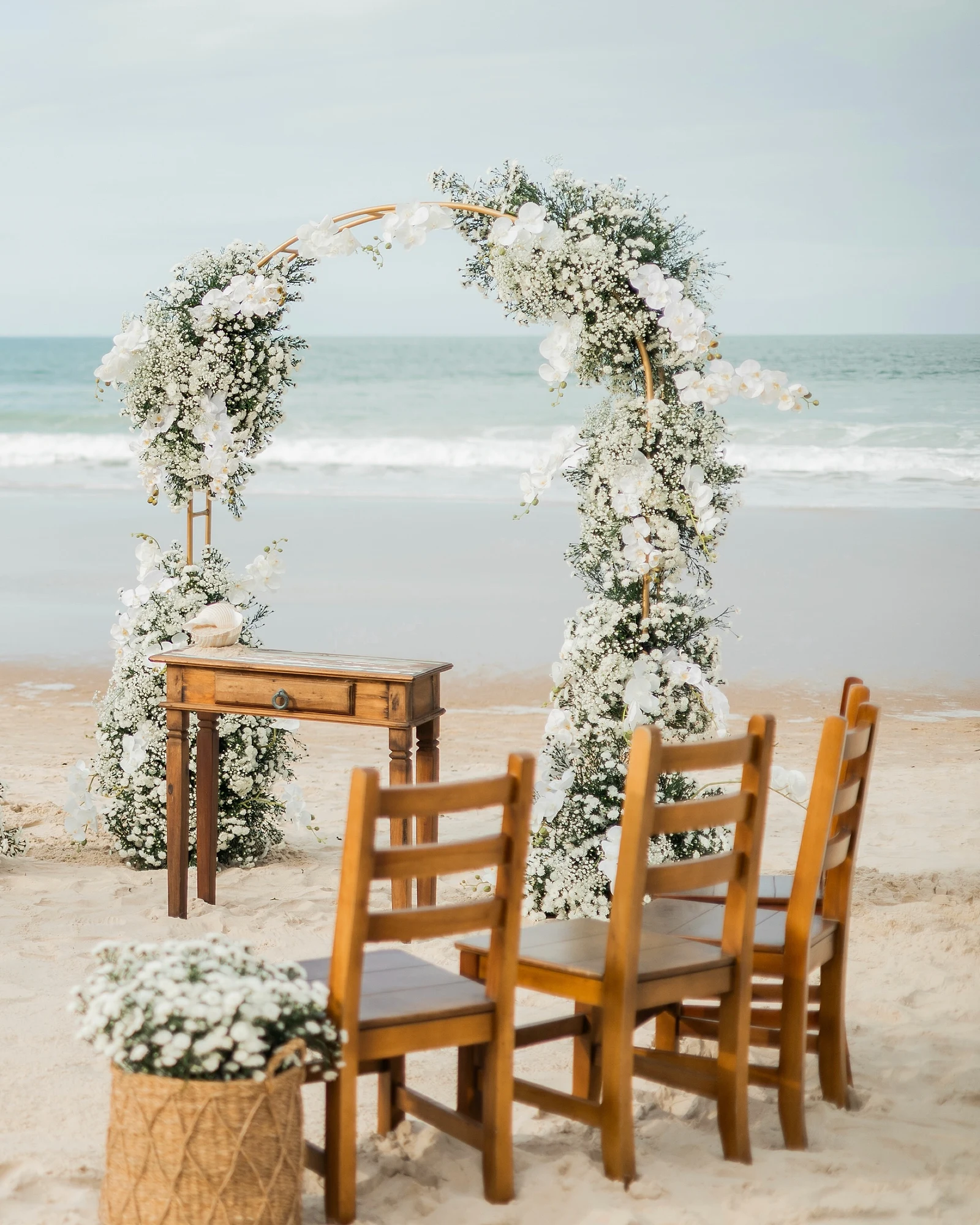 Casamento na praia em Bombinhas: o guia honesto de quem recebe